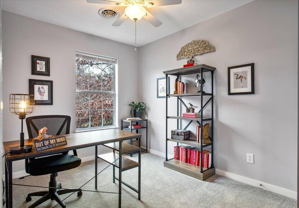 Charming 3-Bedroom Home In Heart Of แอชแลนด์ ภายนอก รูปภาพ