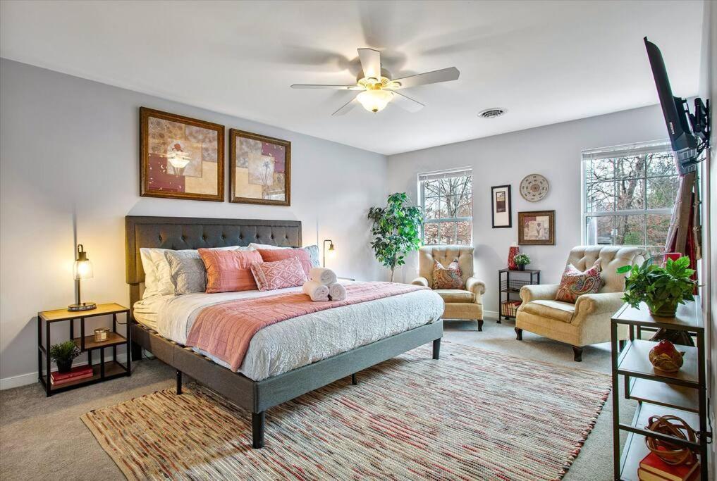 Charming 3-Bedroom Home In Heart Of แอชแลนด์ ภายนอก รูปภาพ